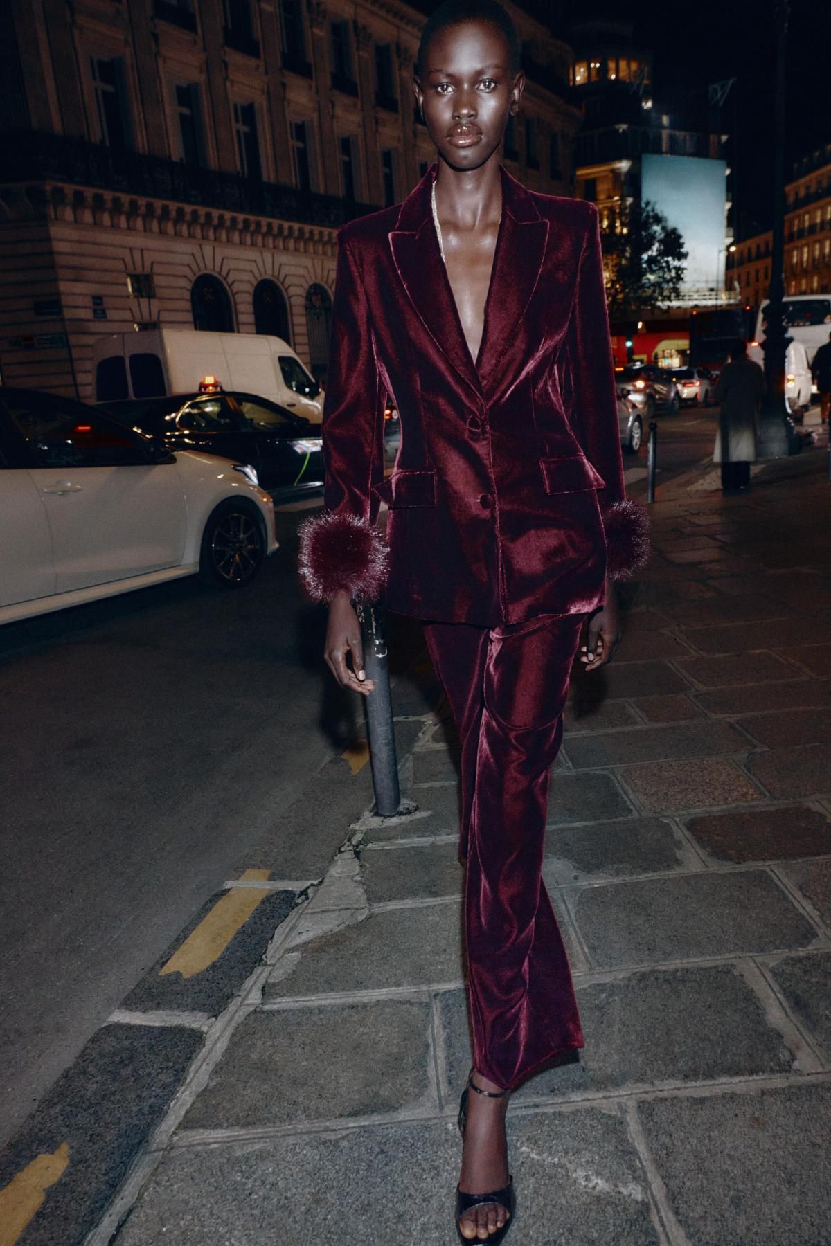 자라 벨벳 하이웨이스트 와이드 팬츠 버건디 9548/816 BURGUNDY - 상세 이미지 2