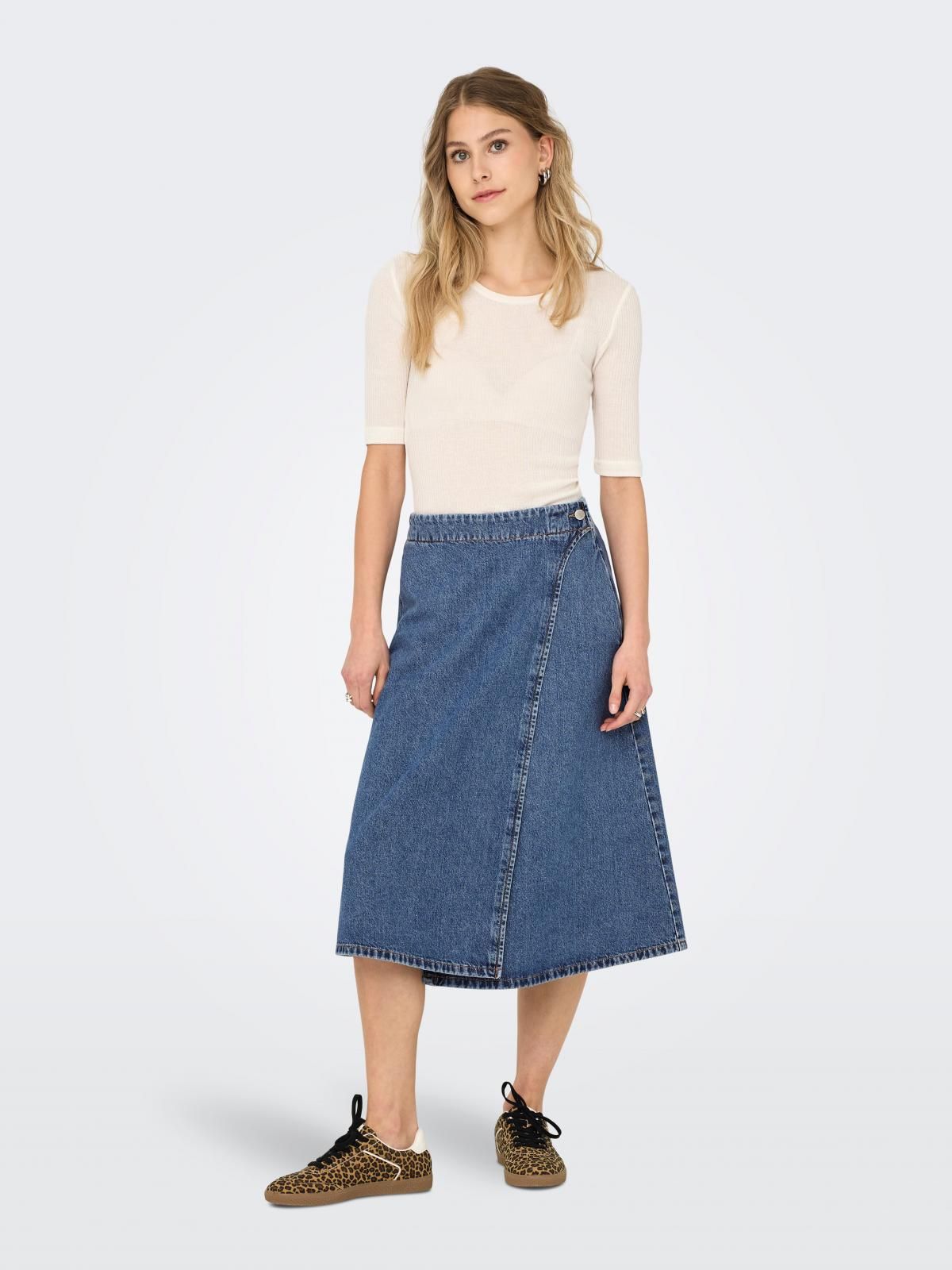 온리 데님 랩스타일 밴딩 미디 스커트 15350339_2115 BLUE / MEDIUM BLUE DENIM - 상세 이미지 5