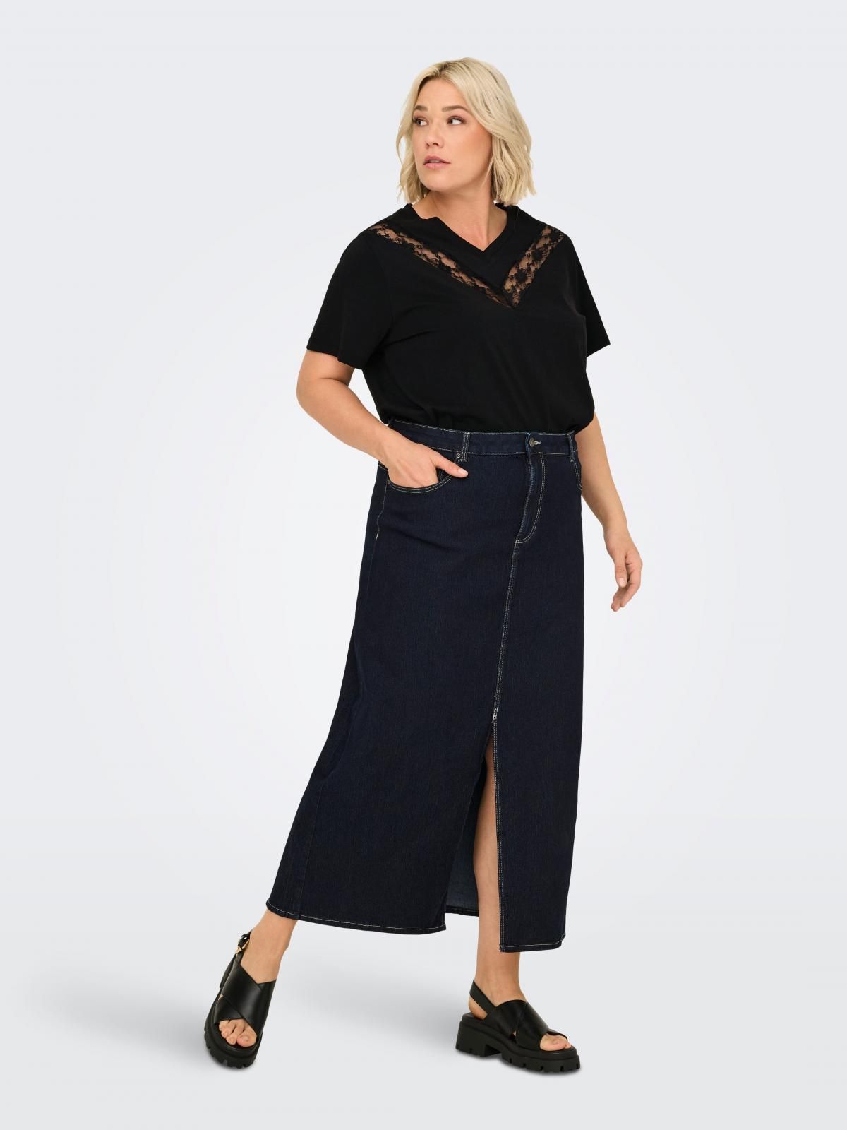 온리 빅사이즈 레이스 브이넥 반팔 티셔츠 15367034_2161 BLACK / BLACK - 상세 이미지 5