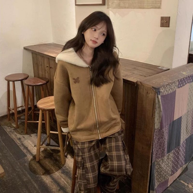 여성 루즈핏 오버핏 카라 덤블 퍼안감 인조 스웨이드 무스탕 자켓 점퍼 데일리 겨울 아우터 코디룩 - 상세 이미지 4