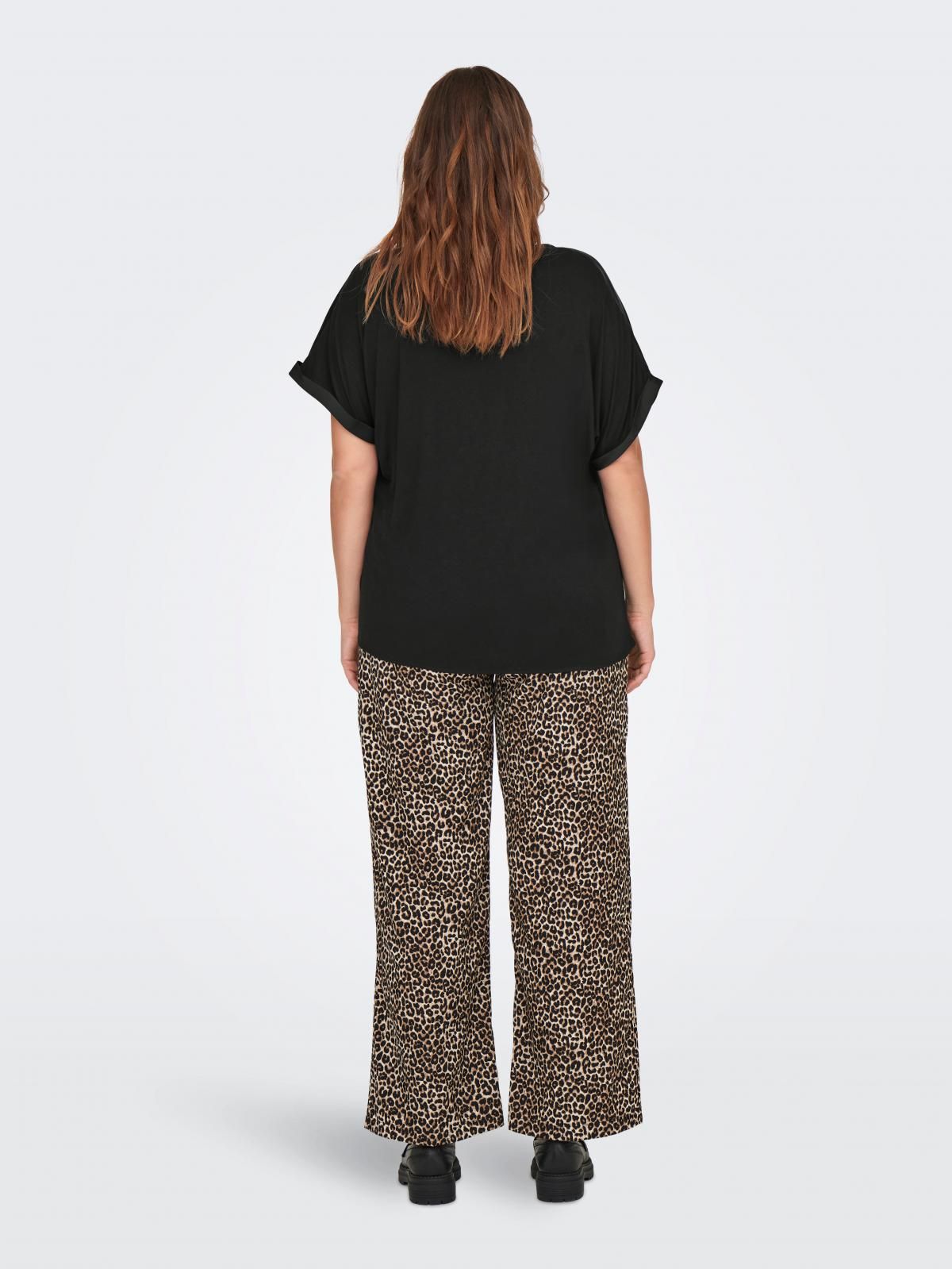 온리 테크니컬 새틴 브이넥 반팔 블라우스 15334541_2161 BLACK / BLACK - 상세 이미지 2