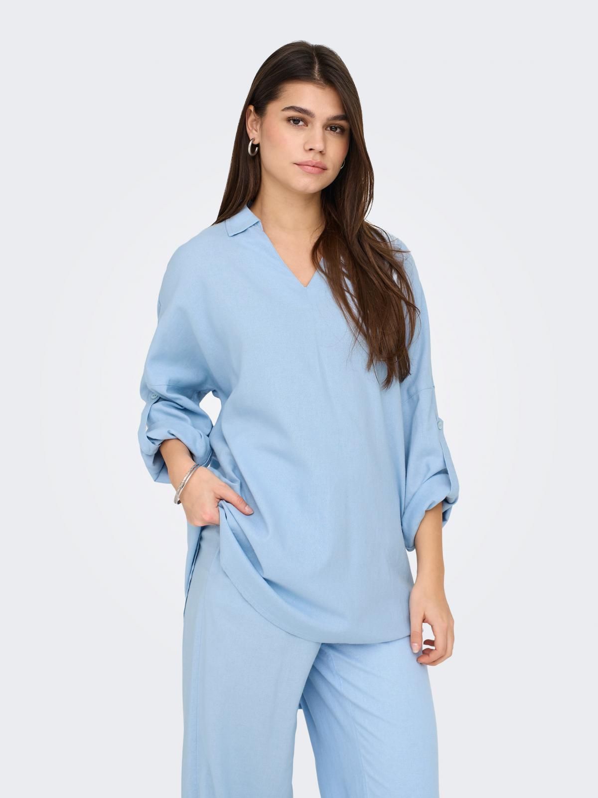 온리 리조트카라 루즈핏 7부 튜닉 블라우스 15338898_1243 BLUE / CASHMERE BLUE - 상품 이미지