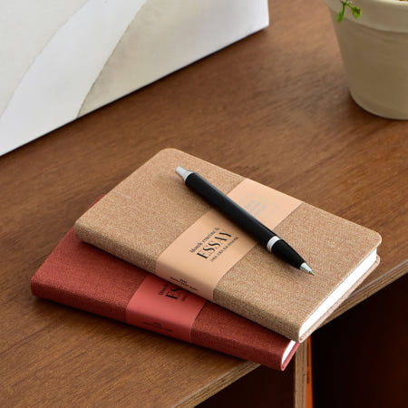 [프리지아] [날짜형] 2026 먼스에세이 다이어리 (가벼운 기록의 힘) 미니다이어리 주간플래너 스케쥴러 월간다이어리 신년다이어리