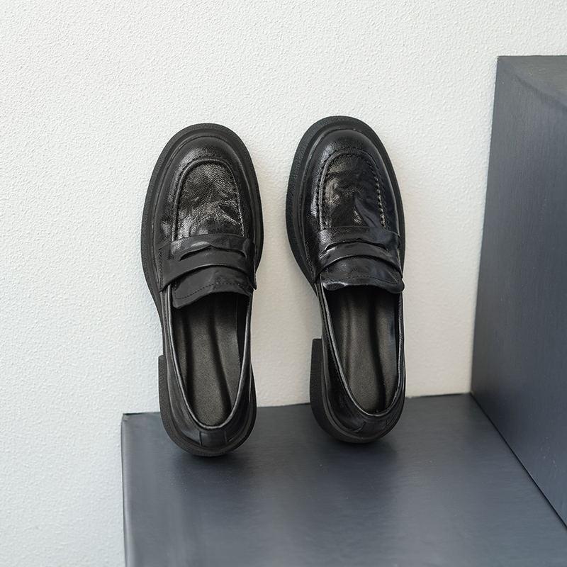 여성 키높이 로퍼 여자 클래식 스퀘어토 키높이 인조 가죽 하이힐 발 편한 로퍼힐 굽 7cm - 메인 이미지