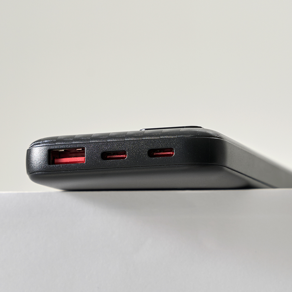 노붐 10000mAh 고속충전 기내반입 보조배터리 대용량 휴대용 충전기 C타입 준전고체 - 상세 이미지 5