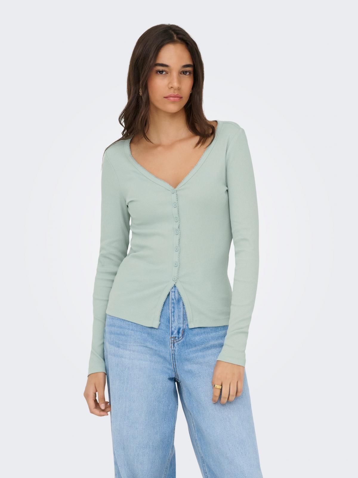 온리 라이트그린 크롭 브이넥 버튼 카디건 15365757_1453 GREEN / JADEITE - 상세 이미지 2