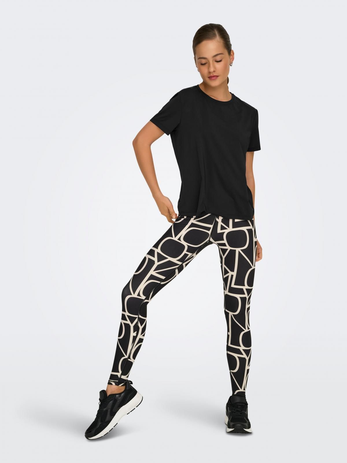 온리 테크니컬 쿨링 루즈핏 반팔 티셔츠 15346228_2161 BLACK / BLACK - 상세 이미지 5