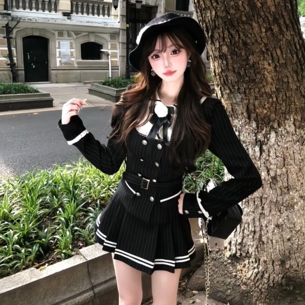 스쿨룩 교복 스타일 블랙 투피스 스커트 크롭 반팔티 미니 플리츠 케이크 여자 세트 바지 - 상품 이미지