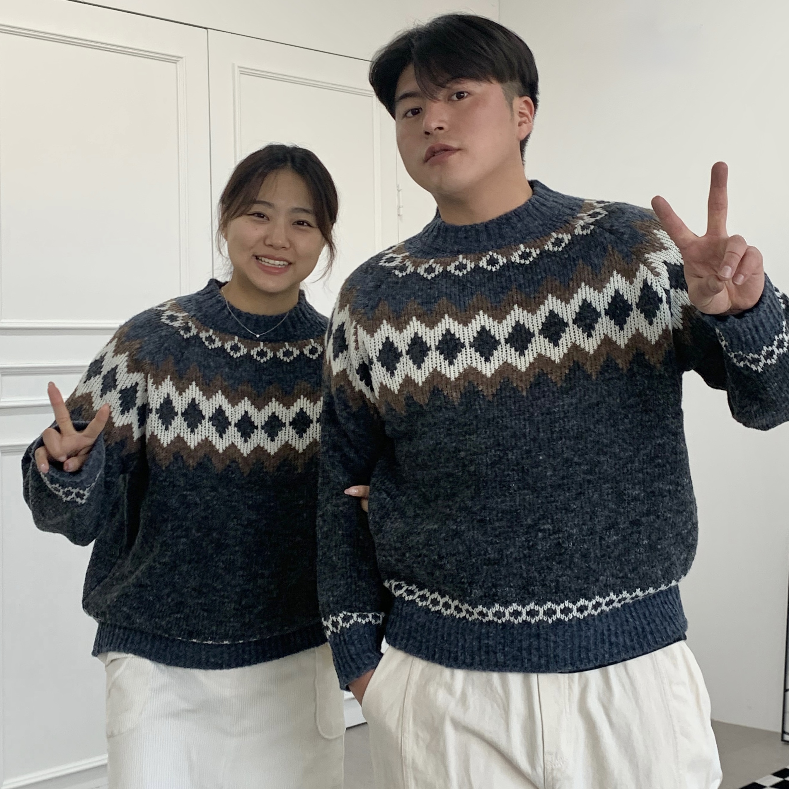 크리스마스 노르딕스웨터 눈꽃 커플니트 - 메인 이미지