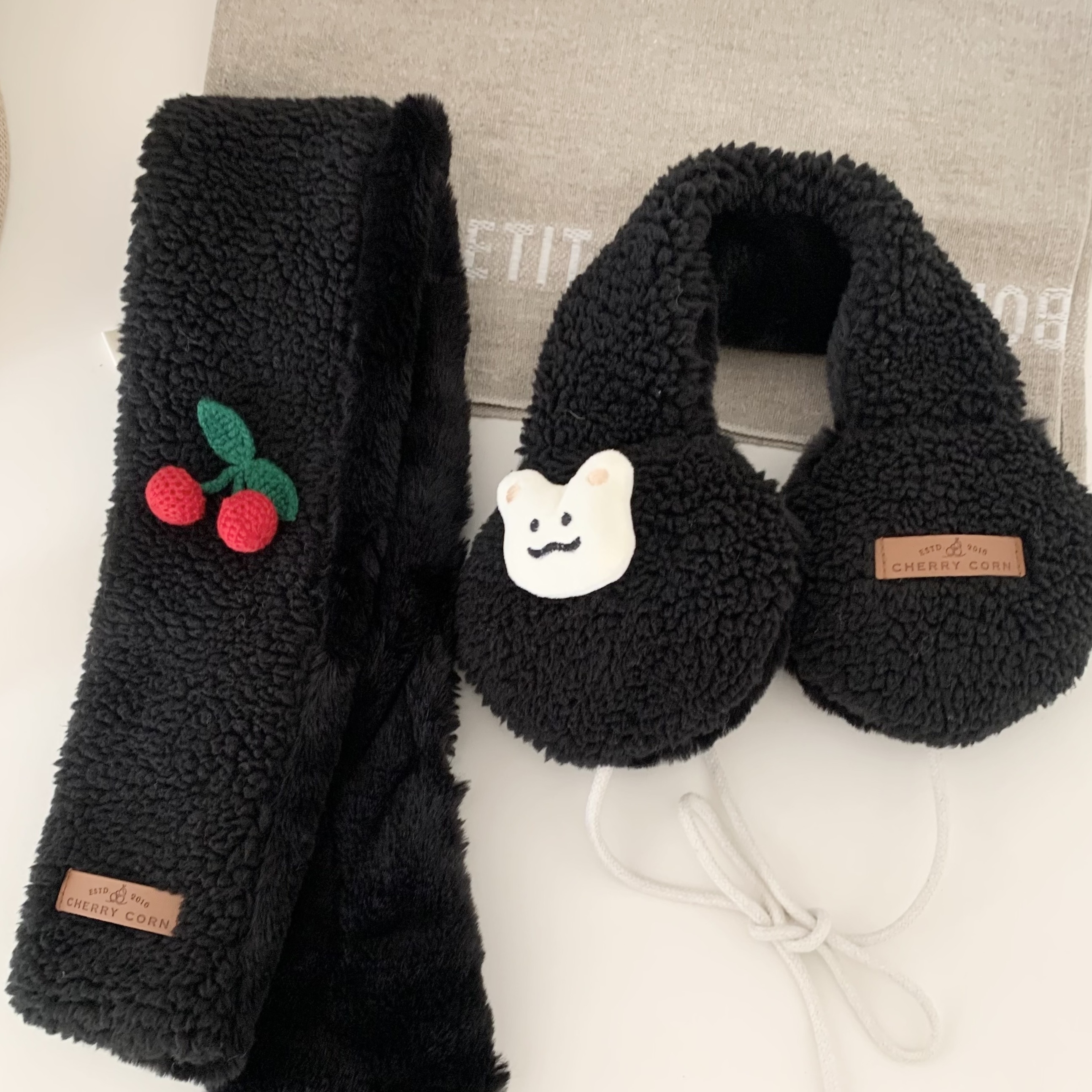 쁘띠 목도리 남자 여자 아이보리 커플 미니 니트 울터치 짧은 숏 부드러운 머플러 아이보리