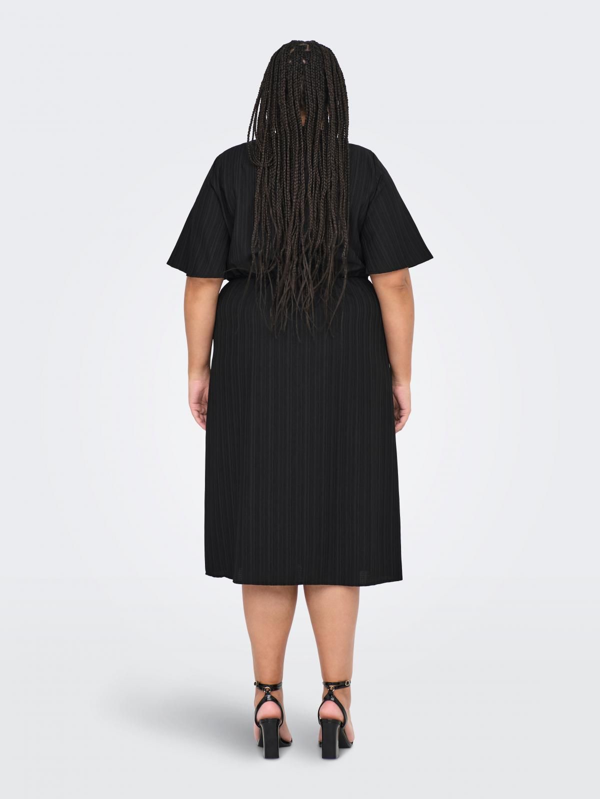 온리 플러스사이즈 브이넥 칼프 롱 원피스 15354632_2161 BLACK / BLACK - 상세 이미지 2