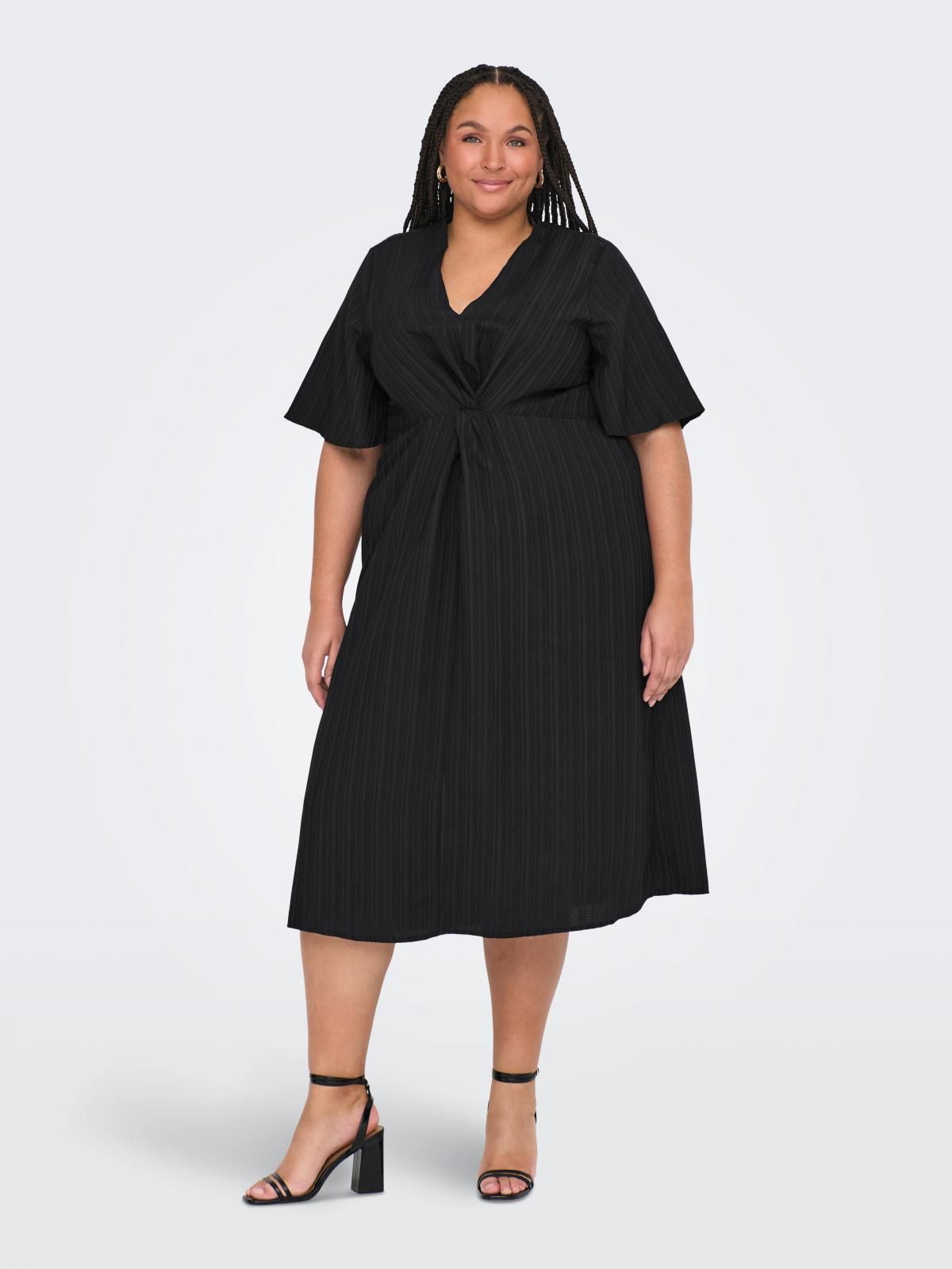 온리 플러스사이즈 브이넥 칼프 롱 원피스 15354632_2161 BLACK / BLACK - 상세 이미지 5