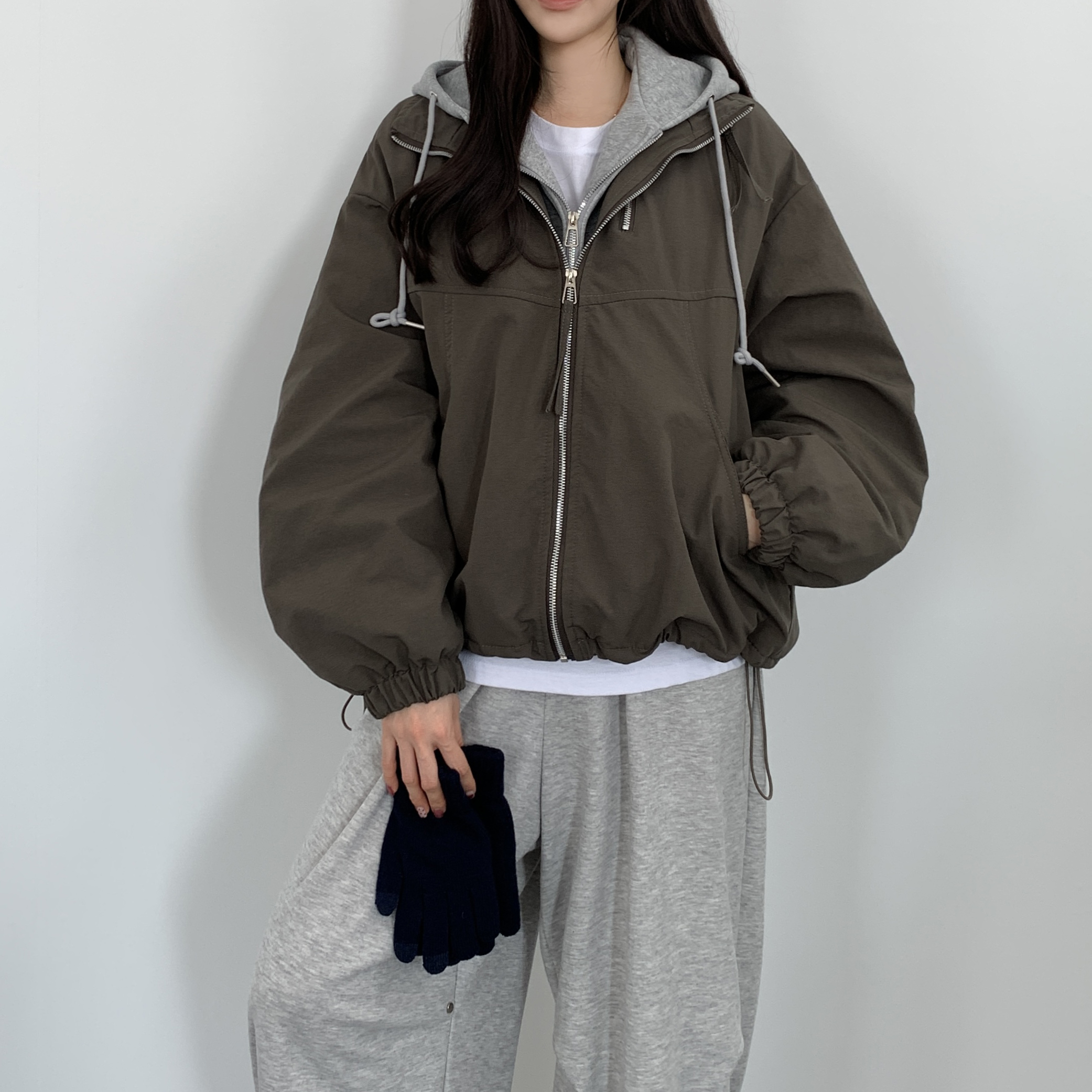 여성 일체형 레이어드 후드 패딩 웰론 미디 패딩 겨울아우터 - 상세 이미지 3
