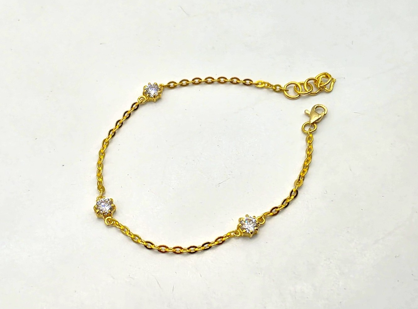24K 순금 3.75g(1) 쓰리 화이트 큐 데일리 팔찌(18K 연결고리 장식) - 상세 이미지 2