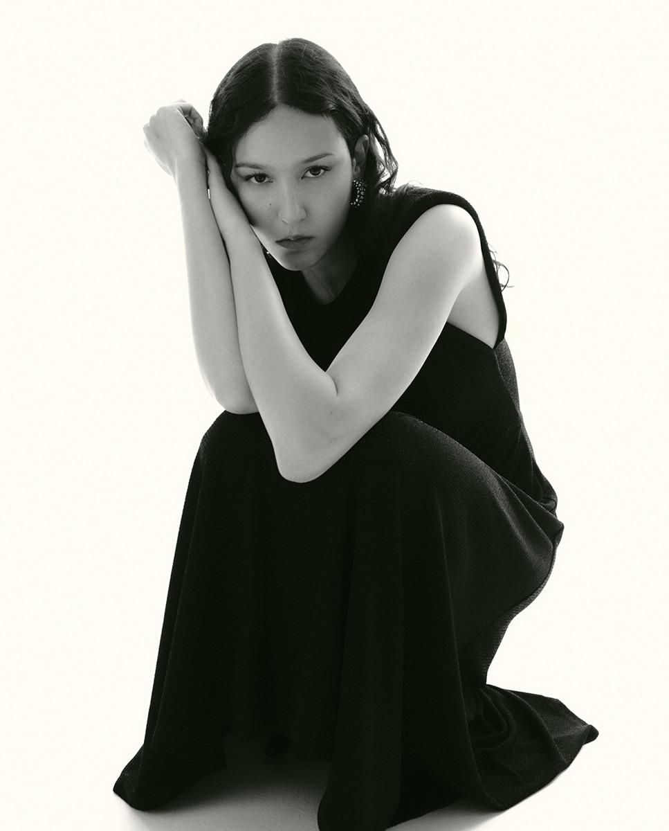 스페라 글리터 미디 원피스 민소매 어깨패드 56262110549 NEGRO 이미지 8