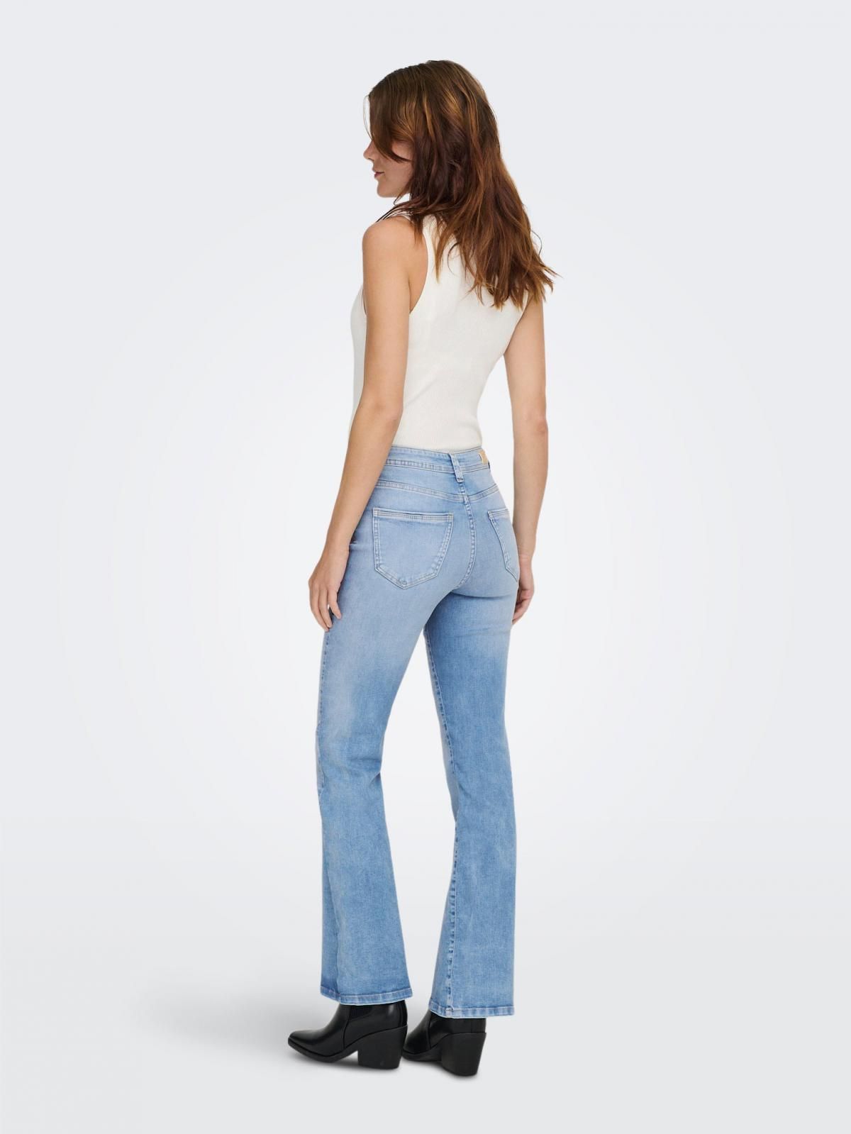 온리 하이웨이스트 플레어핏 연청 데님 팬츠 15361594_2116 BLUE / LIGHT BLUE DENIM - 상세 이미지 2