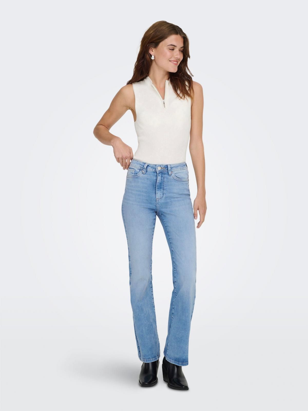 온리 하이웨이스트 플레어핏 연청 데님 팬츠 15361594_2116 BLUE / LIGHT BLUE DENIM - 상세 이미지 5