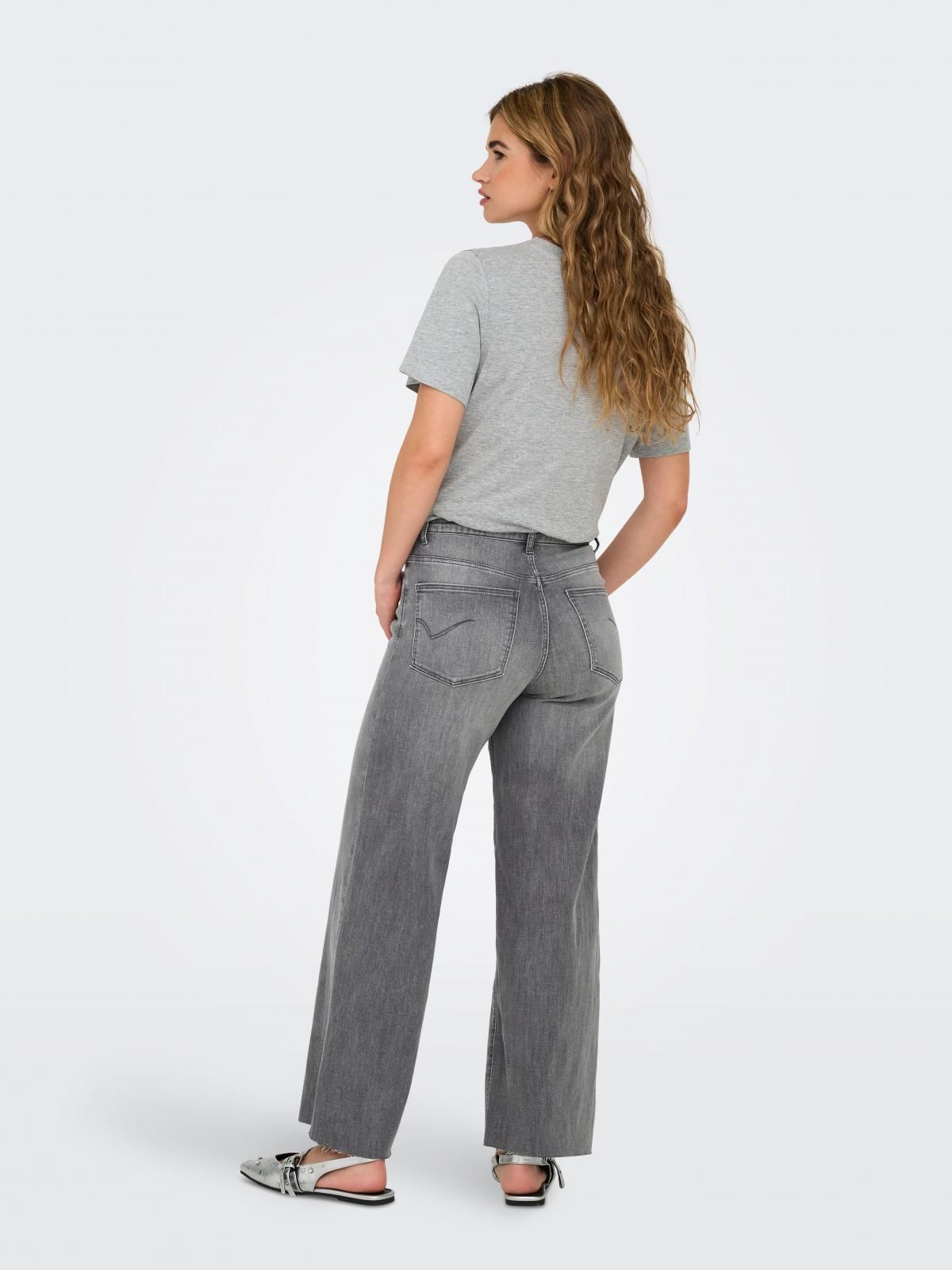 온리 하이웨이스트 와이드핏 크롭 데님 팬츠 15349812_2105 GREY / MEDIUM GREY DENIM - 상세 이미지 2