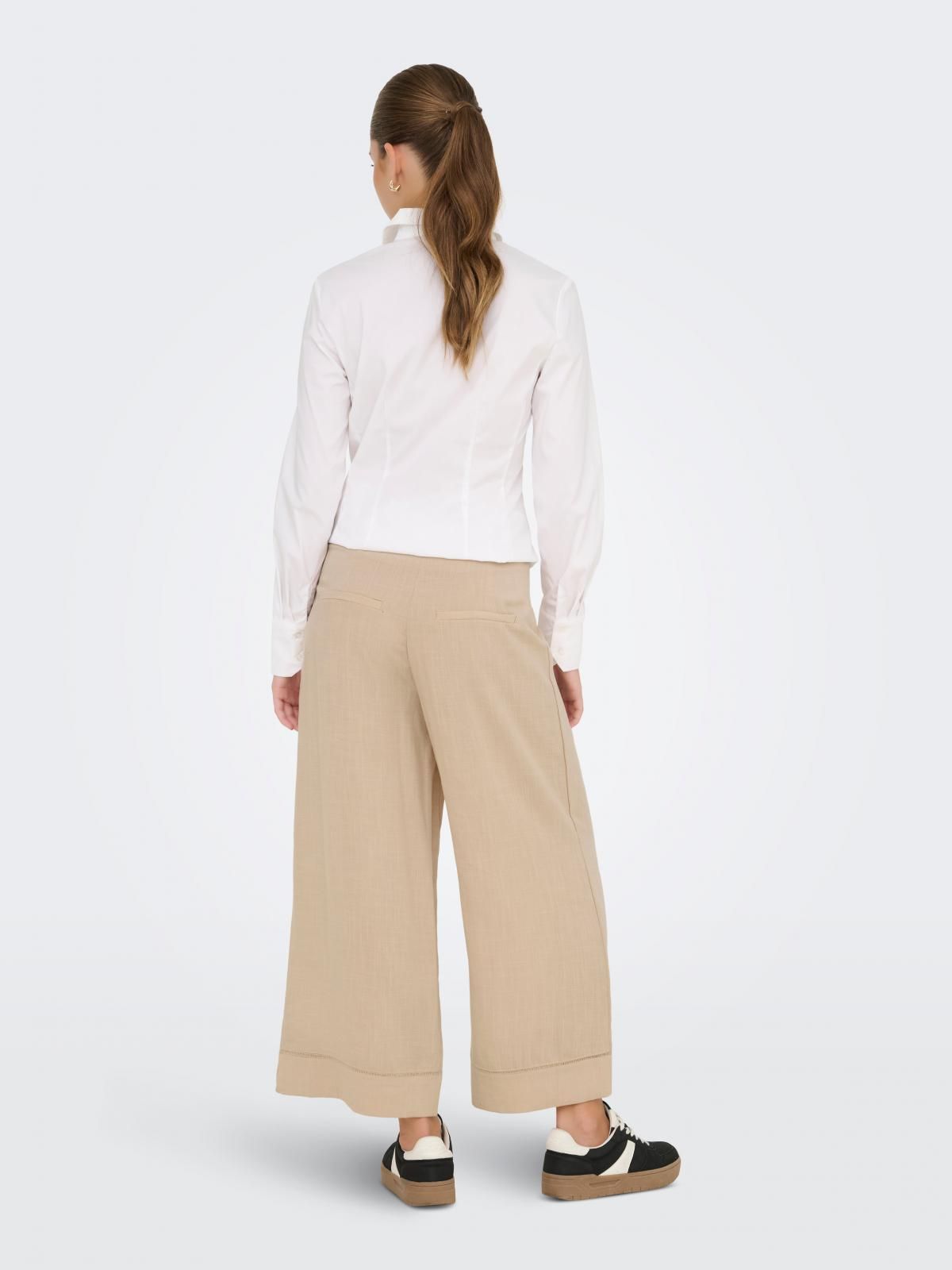 온리 와이드핏 크롭 슬랙스 베이지 팬츠 15365927_1959 WHITE / HUMUS - 상세 이미지 2