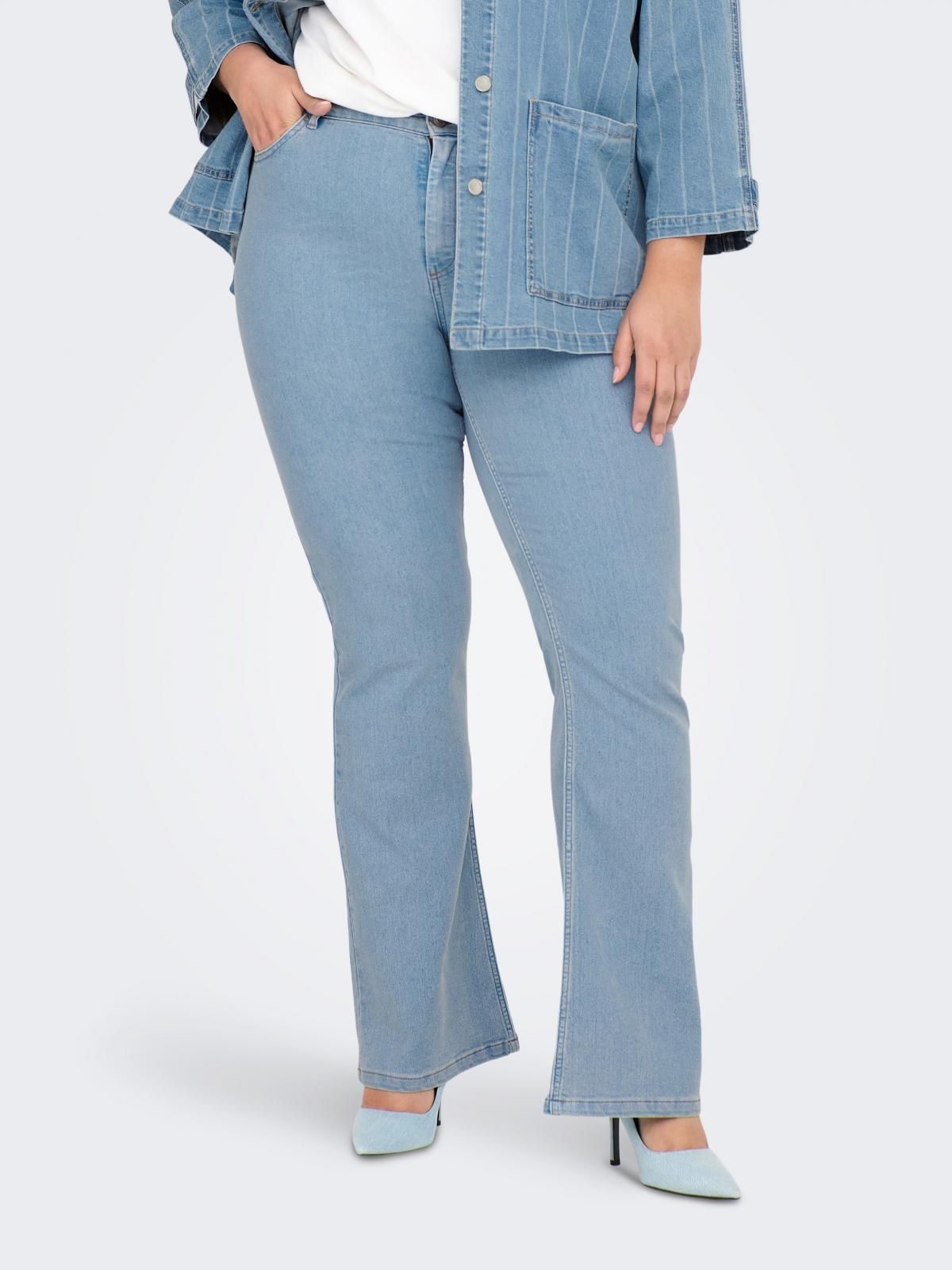 온리 빅사이즈 미드웨이스트 플레어핏 청바지 15348275_2116 BLUE / LIGHT BLUE DENIM - 상품 이미지