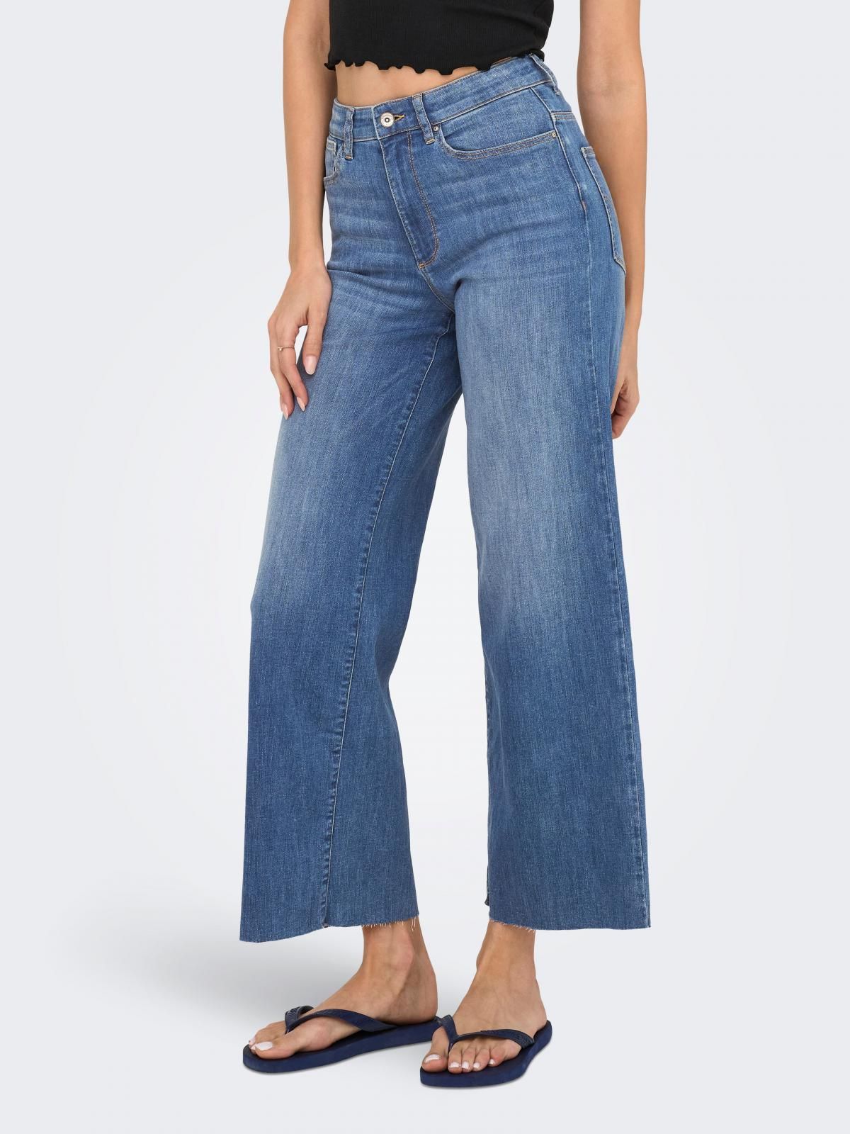 온리 데님 하이웨이스트 크롭 와이드핏 진 15349810_2115 BLUE / MEDIUM BLUE DENIM - 상품 이미지