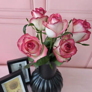 유스풀몰 랜덤 장미 꽃다발 5송이 꽃 꽃배달싼곳 생화 솔직 후기 | 실사용자 리뷰 분석 - 상품 이미지 1