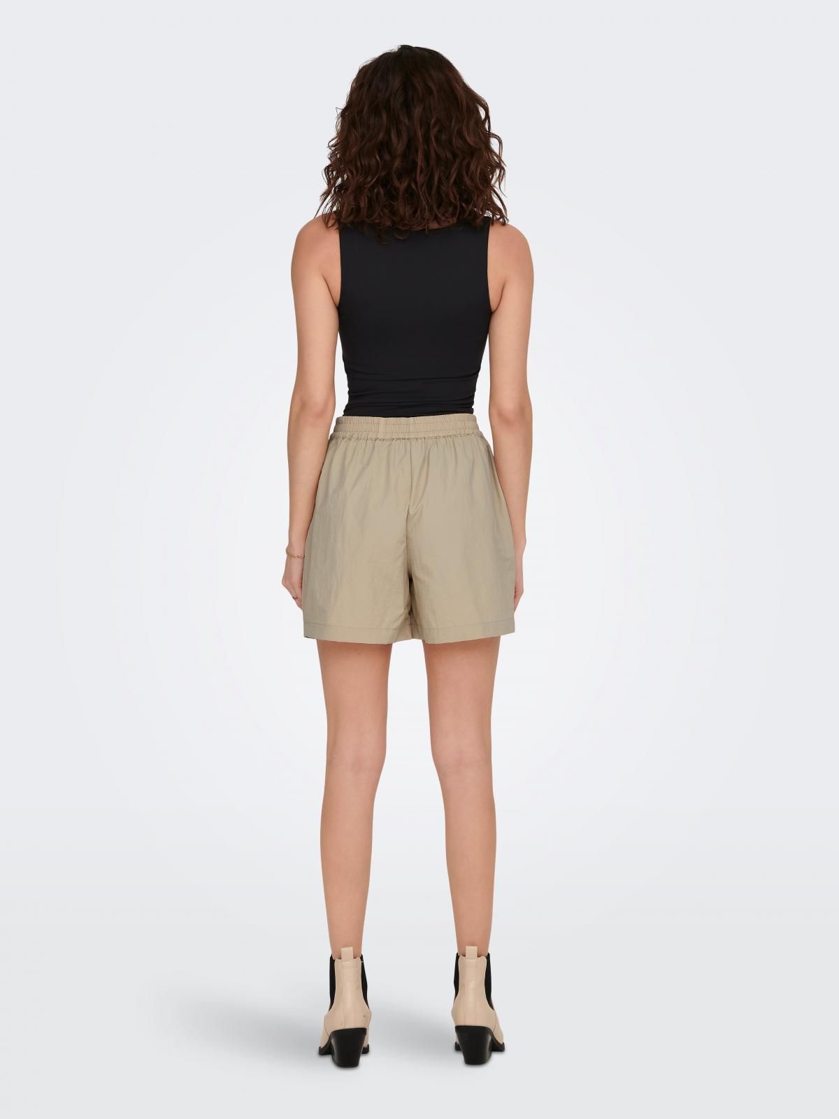 온리 테크니컬 루즈핏 트레이닝 반바지 15287527_6103 BROWN / IRISH CREAM - 상세 이미지 2