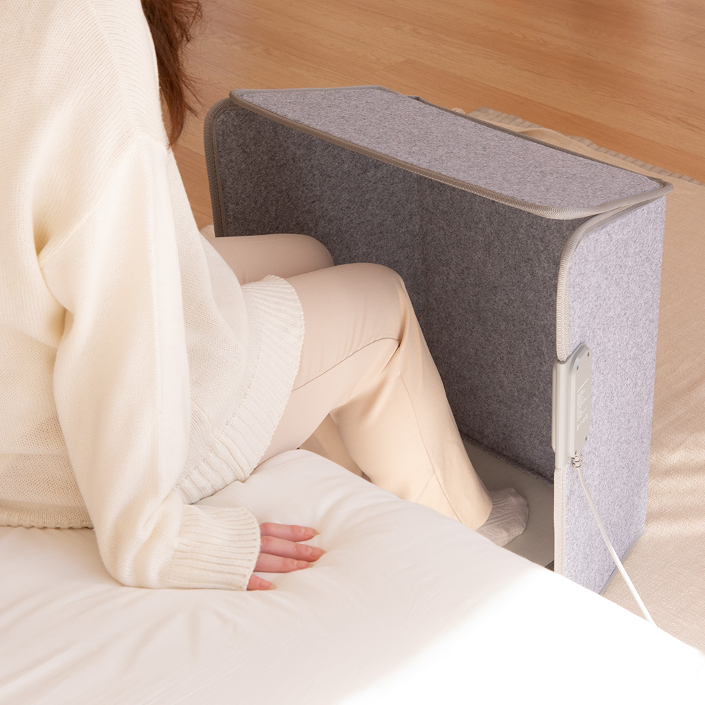 디큐브 사무실 발난로 파티션히터 히팅패드 다리워머 온열기 책상밑