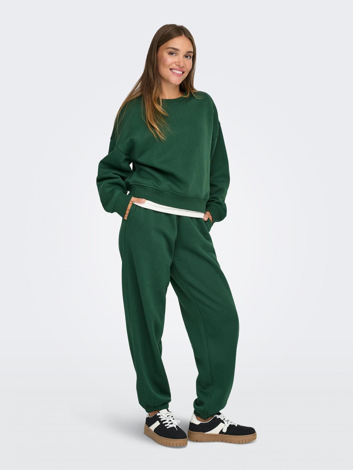 온리 와이드핏 테크니컬 스웨트팬츠 밴딩 조거 15357504_1626 GREEN / PINENEEDLE - 상세 이미지 5