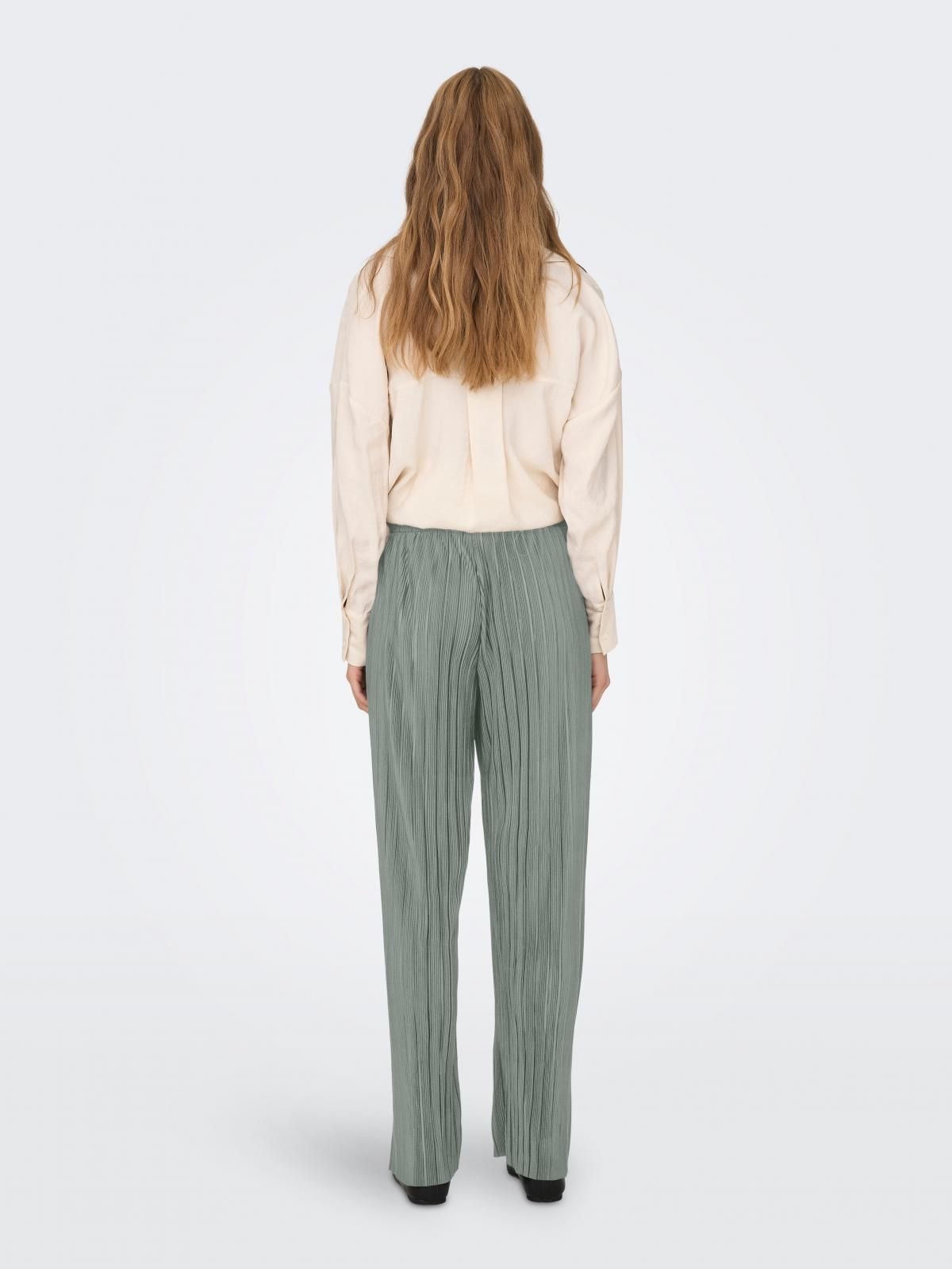 온리 플리츠 레귤러핏 와이드 팬츠 밴딩 15318505_2040 GREEN / AGAVE GREEN - 상세 이미지 2