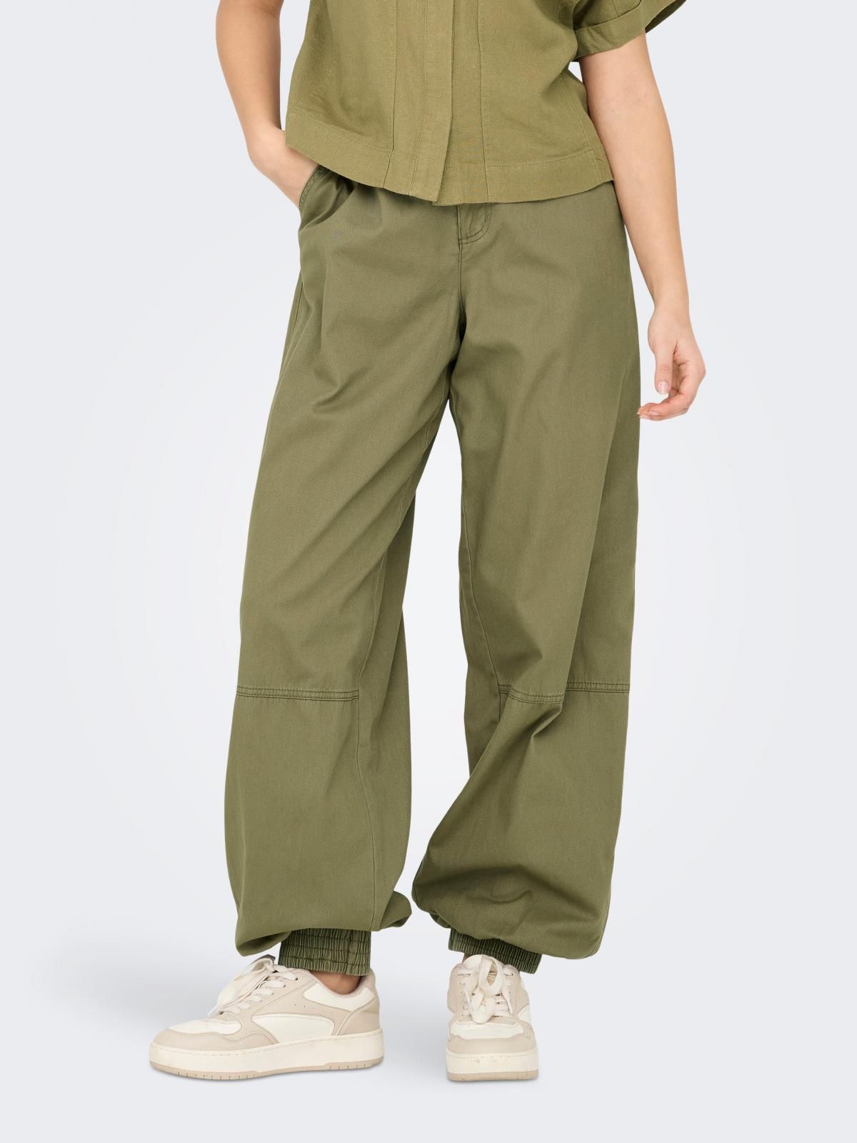 온리 테크니컬 루즈핏 조거 팬츠 15354585_1905 BROWN / ALOE - 상품 이미지