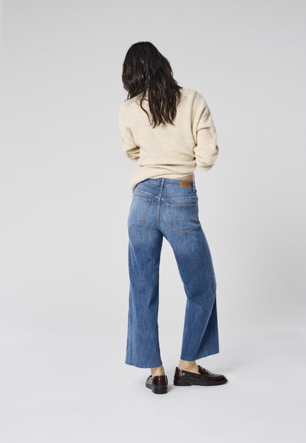 온리 데님 하이웨이스트 크롭 와이드핏 진 15349810_2115 BLUE / MEDIUM BLUE DENIM - 상세 이미지 5