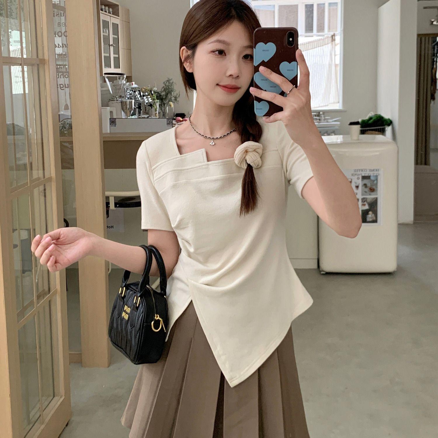 여성 슬림핏 탑 브이넥 정어깨 반팔 비대칭 여름 상의 티셔츠 셔츠 - 상세 이미지 5