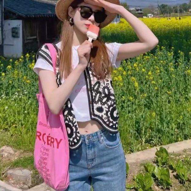 여성 베이지 블랙 플라워 꽃자수 니트 조끼 빈티지 캐주얼 - 상품 이미지