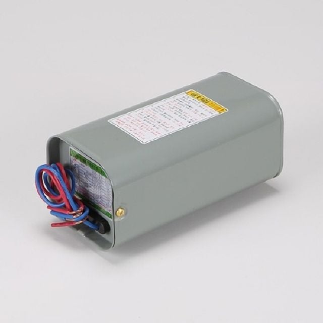 메탈핼라이드 램프용 메탈 안정기 250W 220V 트랜스 - 상품 이미지