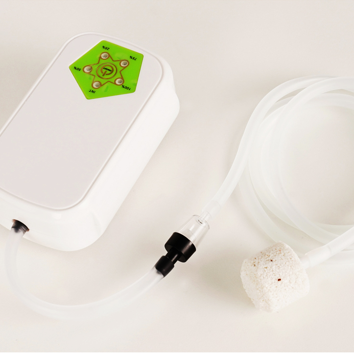 저소음 어항 기포기 휴대용 충전식 1500mAh 1.5L/min 토출량 기포발생기 - 상품 이미지