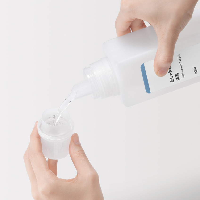 무인양품 식물 유래의 세정성분 민감 섬유 전용 세탁세제 450ml - 청소·세탁 - 하카타몰