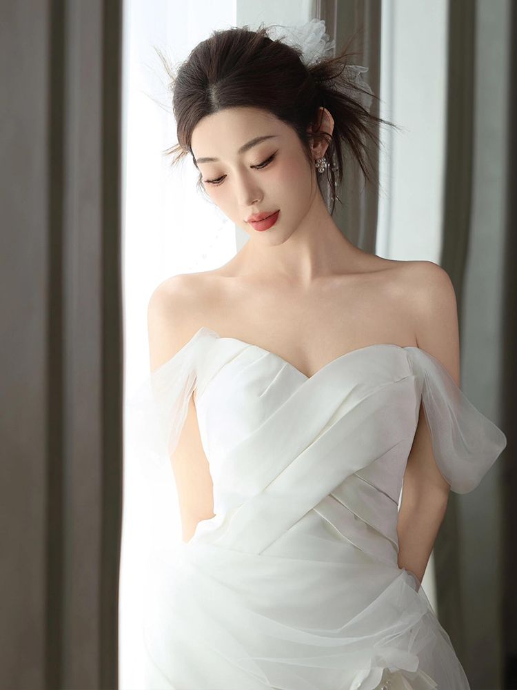오프숄더미니웨딩드레스 롱트레인 야외드레스 화이트 XS - 상세 이미지 5