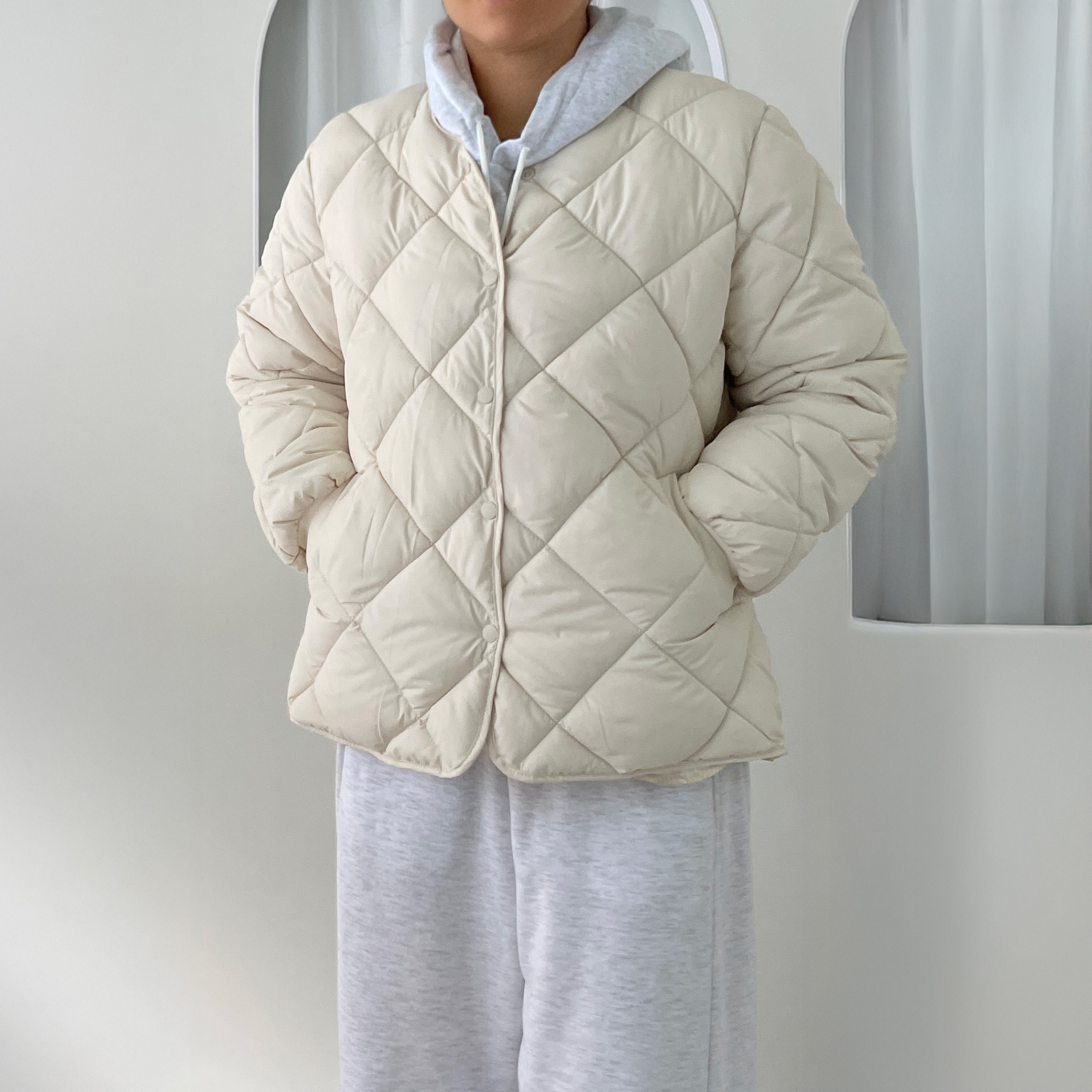 안감양털 여성깔깔이 항아리퀼팅경량패딩 노카라경량 누빔패딩 이미지 7
