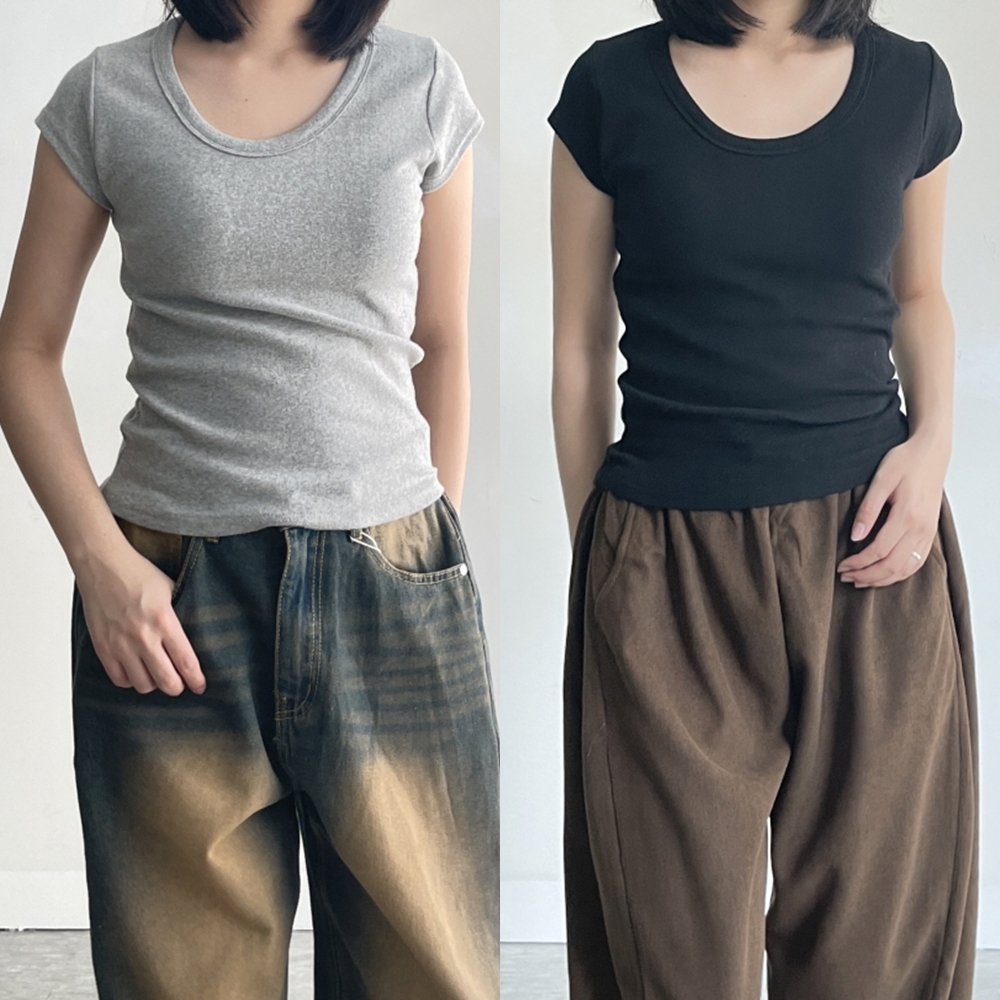 1+1 피치기모티셔츠 랍빠티 세미크롭티 이너 유넥 겨울 반팔 티셔츠 - 상품 이미지