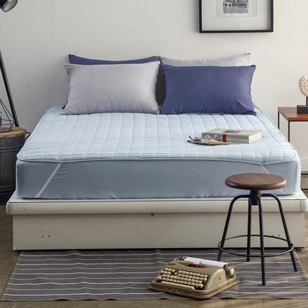마이크로 누빔 침대 패드 논슬립 침대 고정 패드 먼지없는 사계절