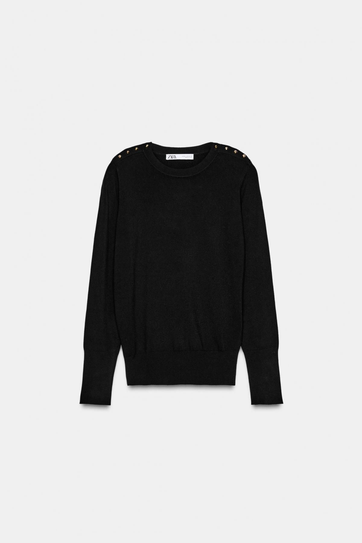 자라 골드버튼 라운드넥 니트 스웨터 블랙 8851/141 BLACK - 메인 이미지