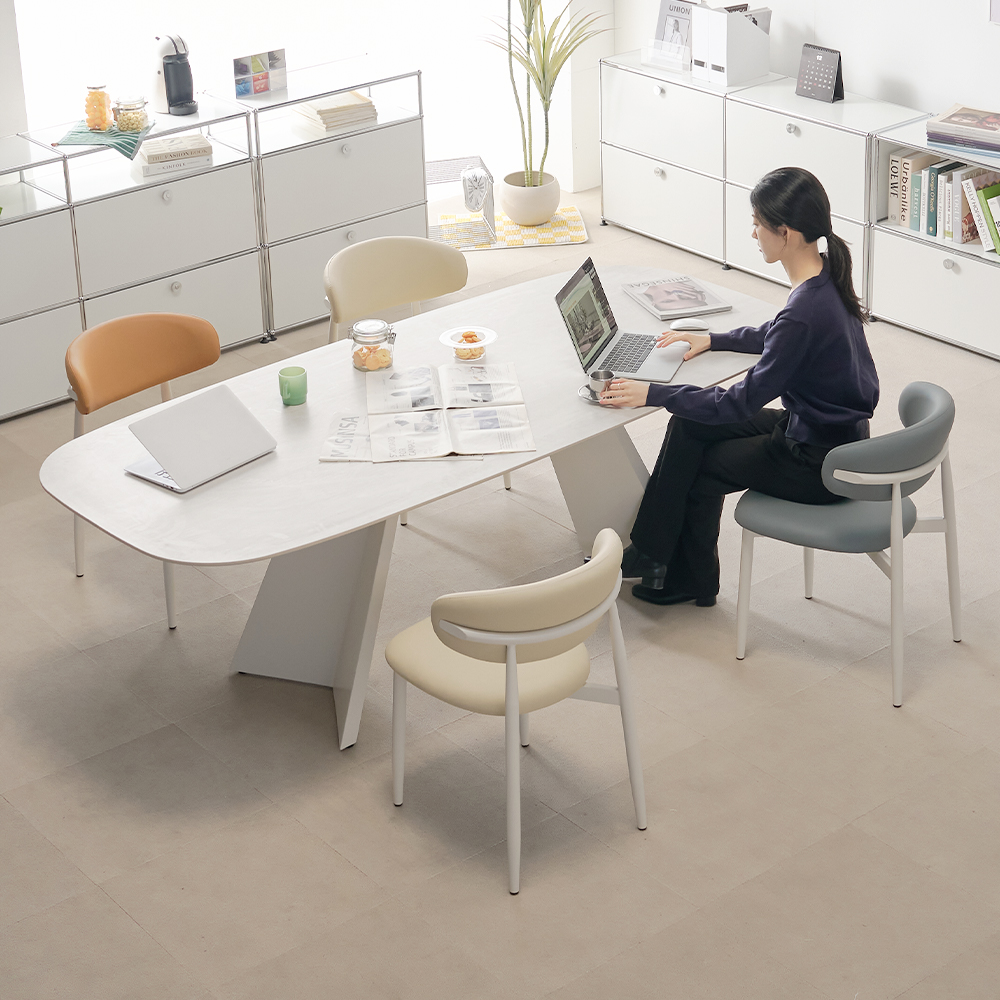 솔리브 편한 식탁의자 화이트 실리콘 가죽 기능성 테이블의자 아이보리