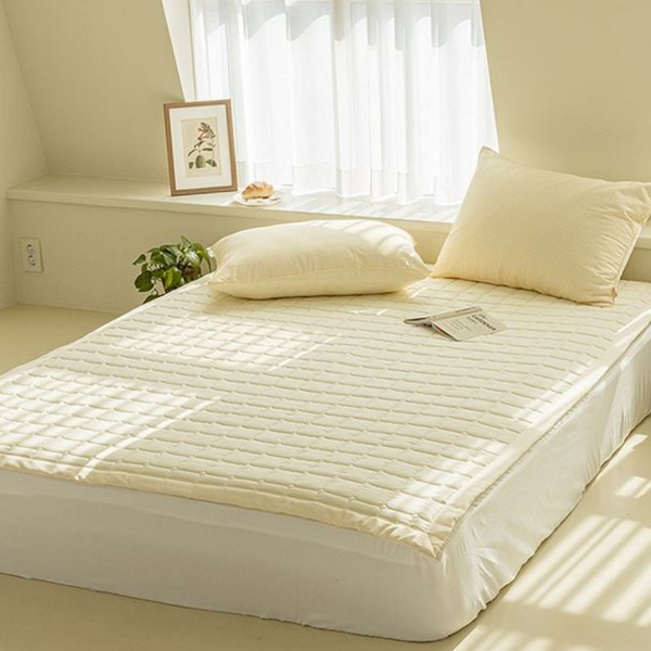 고밀도 누빔 매트리스 패드 먼지없는 소프트 매트리스 패드 사계절 데