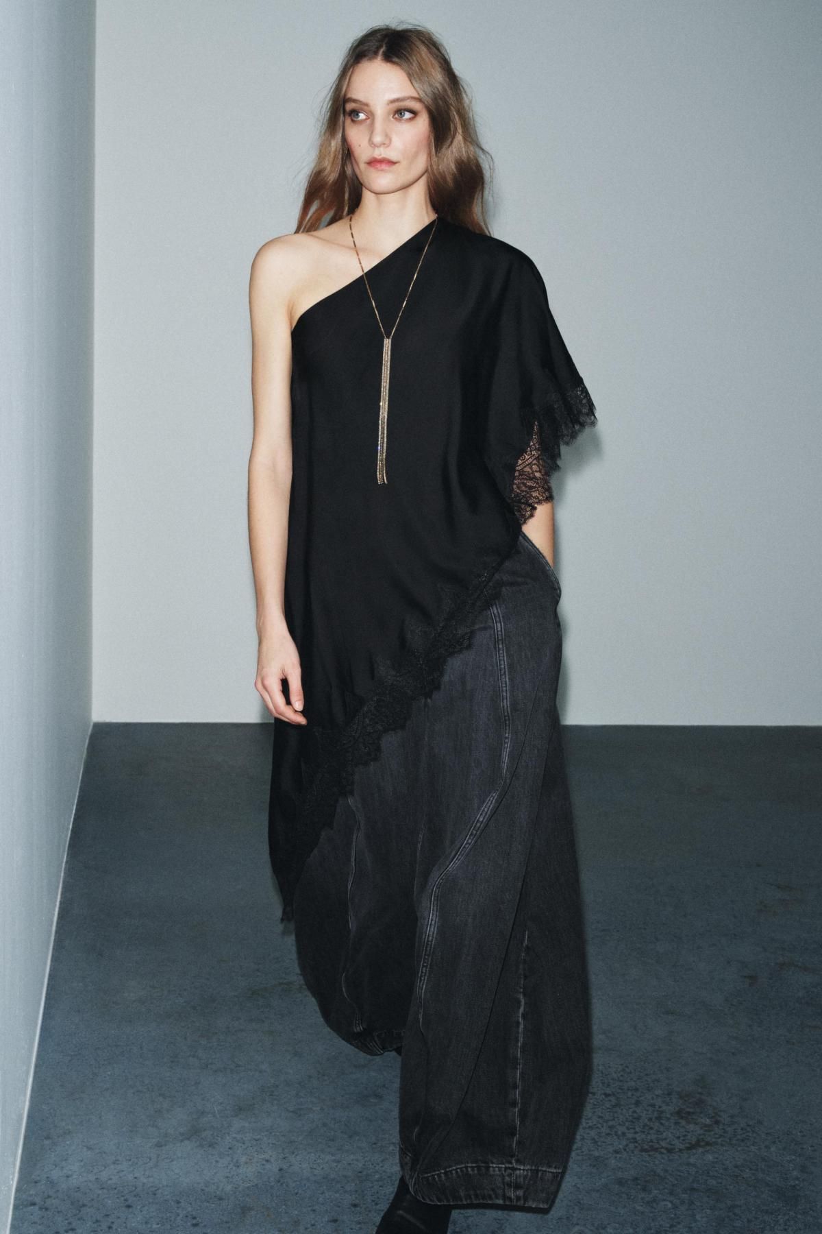 자라 모던 레이스 비대칭 블라우스 9648/100 BLACK - 상세 이미지 5