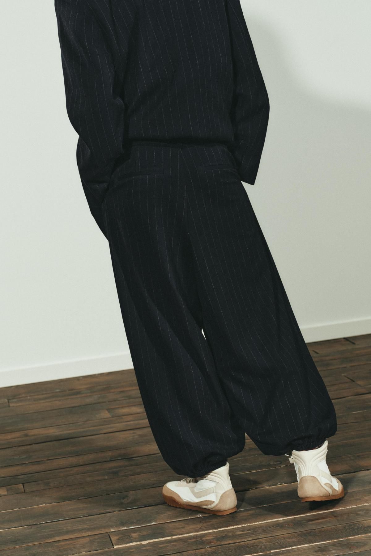 자라 핀스트라이프 플리츠 조거 팬츠 1255/568 NAVY BLUE - 상세 이미지 4