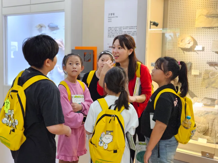 [2천원환급][초등교사자격] 서울 서대문자연사박물관 초등 역사 과학 체험 주말 특강 어린이 역사체험학습 도슨트 해설 수업 by 티처투어