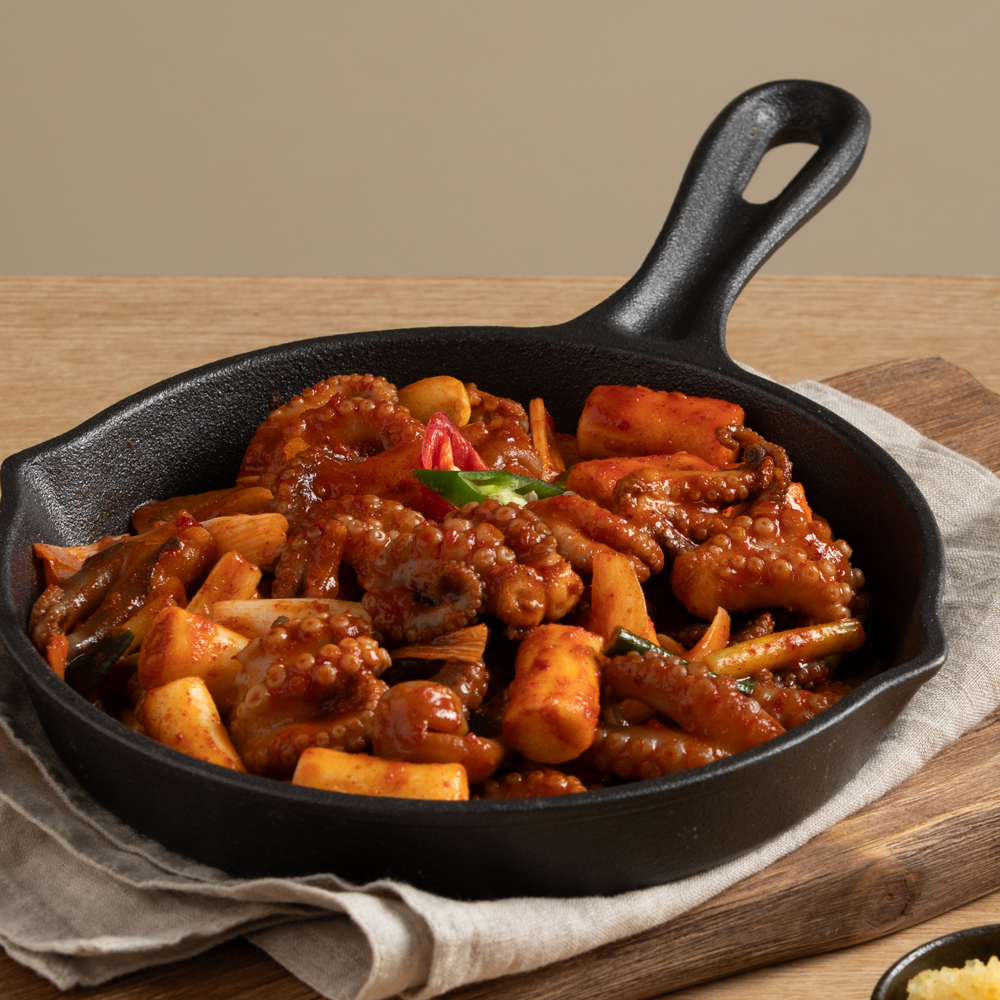 [27일까지 5+1]송쭈집 쭈꾸미 떡볶이 밀키트 550g 쫀득쌀떡 오리지널맛 집밥 홈파티 캠핑 간편조리 맛집 퀄리티 레스토랑 에디션 한정판 상세 이미지 2