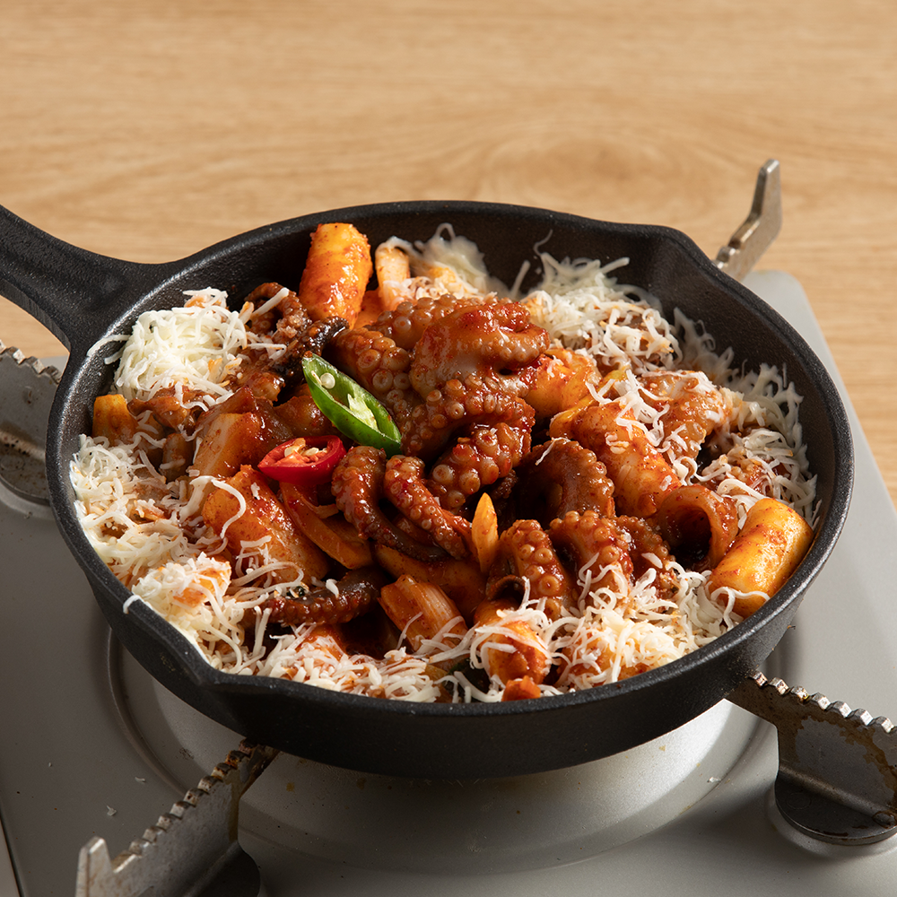 [27일까지 5+1]송쭈집 쭈꾸미 떡볶이 밀키트 550g 쫀득쌀떡 오리지널맛 집밥 홈파티 캠핑 간편조리 맛집 퀄리티 레스토랑 에디션 한정판 상세 이미지 5