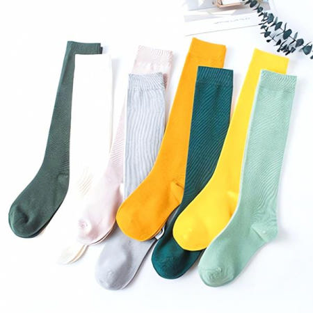 비비드 컬러 니삭스 스타킹 무릎 양말 색감 패션 아이템 보온 트렌디 액세서리 유니크